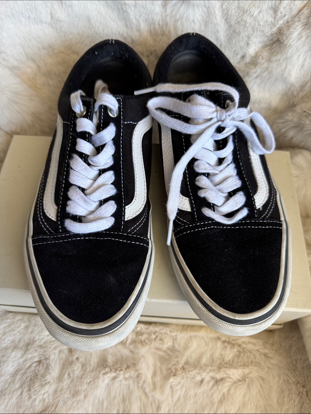 Vans Old Skool Black and White Men's/Women’s Skate Sneakers
